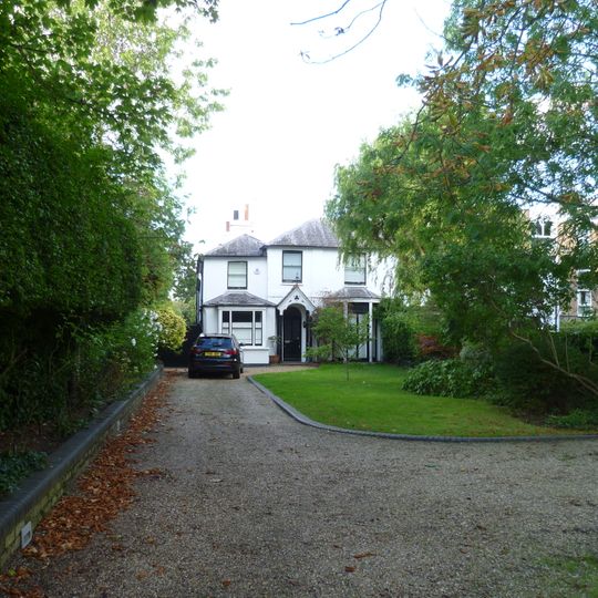 Albion Cottage  Albion Lodge