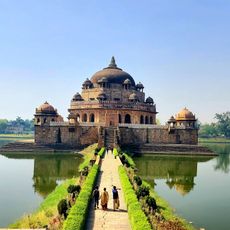 Tomb of Sher Shah Suri