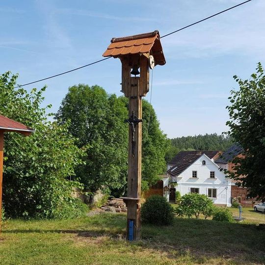 Zvonička v Lomničce