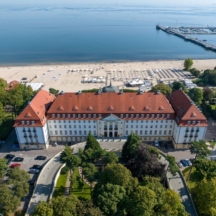 Plage et Grand Hôtel de Sopot