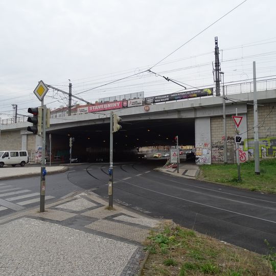 Railway bridge over Seifertova street
