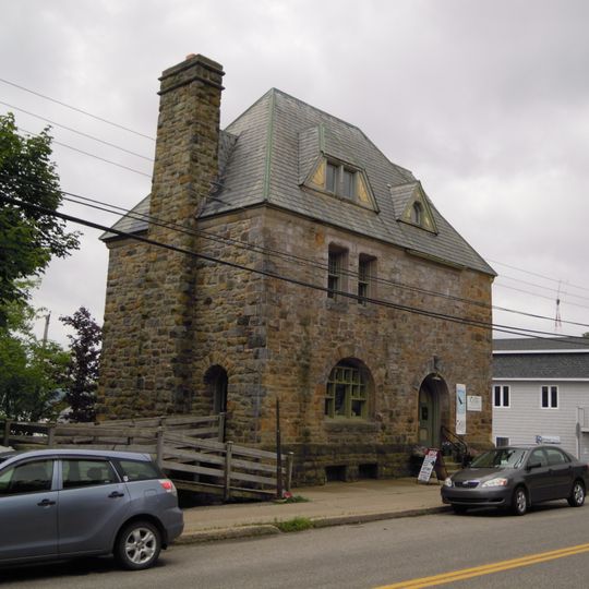 Gilbert H. Grosvenor Hall