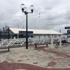 Aquarium ferry wharf