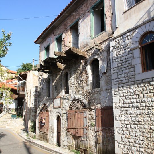 Pantopoleio Makri, Andritsaina