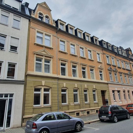 Mietshaus in geschlossener Bebauung Karl-Liebknecht-Straße 24