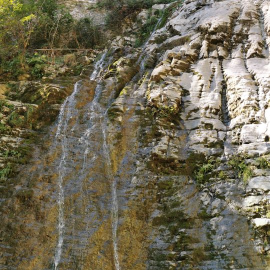 Cascata di Cam