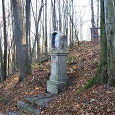 Kaplička XIV. zastavení křížové cesty na Křížovém vrchu u Frýdlantu