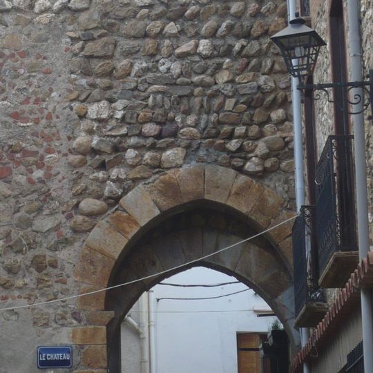 Porte fortifiée de Fourques