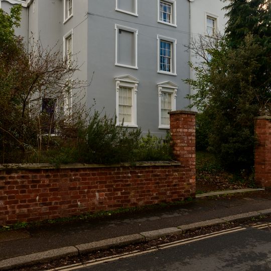 7 And 8, Mont Le Grand