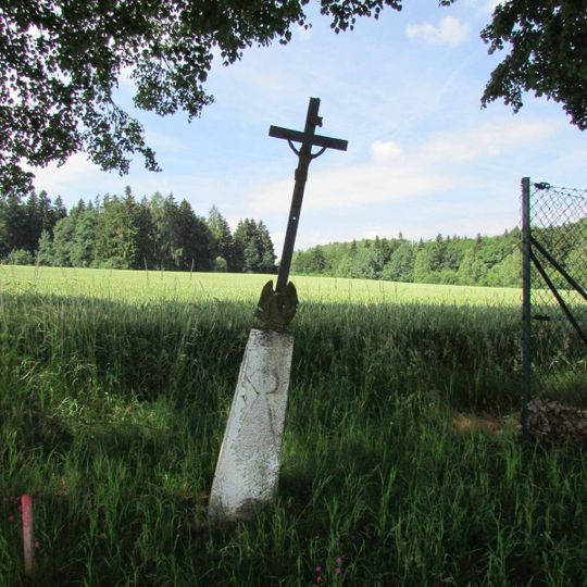 Kříž u hájovny Číhalka