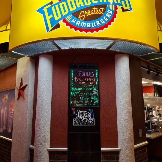 Fuddruckers at Orleans Casino