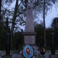 Могила лейтенанта Ильина Д.С. (1737-1802), героя Чесменского сражения (Застижье)