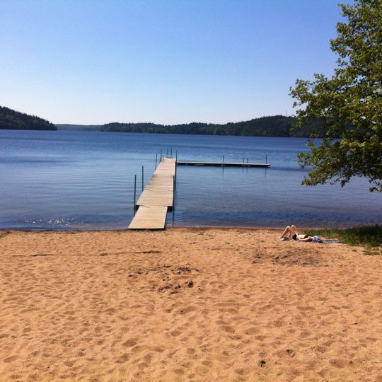 Ingared, public beach