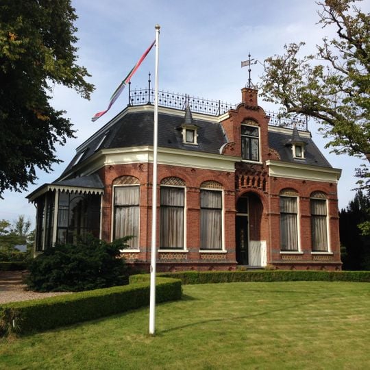 Rentenierswoning met aangebouwd achterhuis