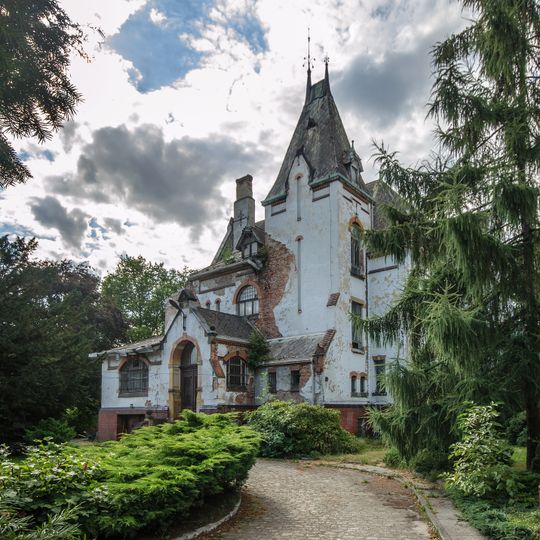 3 Jana Pawła II Street in Brzeg