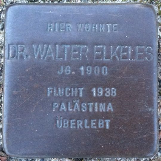 Stolperstein en memoria de Walter Elkeles