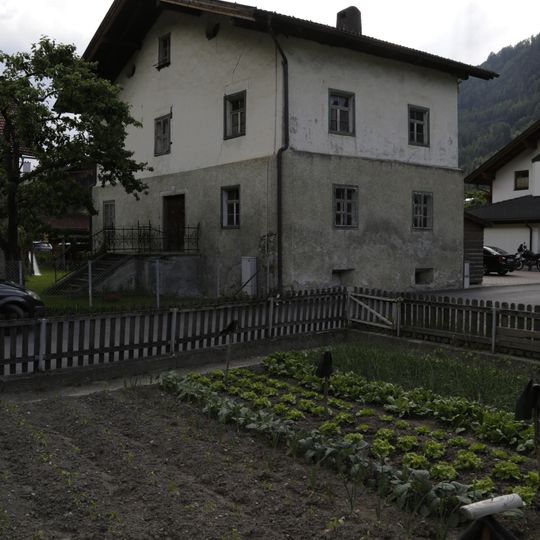 Ried im Oberinntal, Hausnummer 16