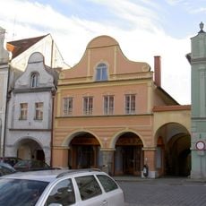 Náměstí Míru čp. 42