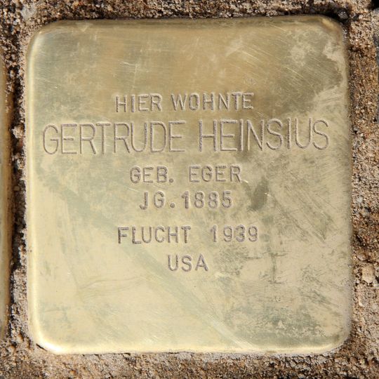 Stolperstein en memoria de Gertrude Heinsius