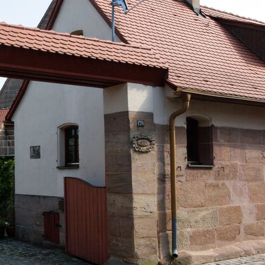 Austragshaus Kraftshofer Hauptstraße 176