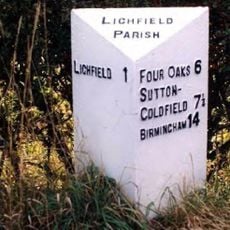Milepost, S of Fosseway jct from Birmingham Road