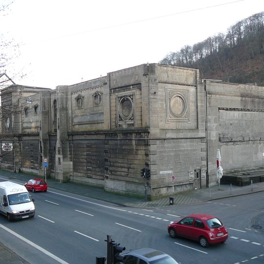 Friedrich-Ebert-Straße 191