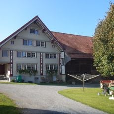 Bauernhaus mit Stall