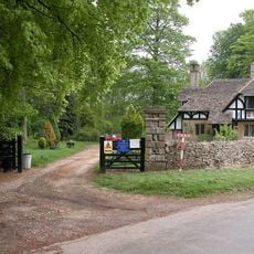 Gloucester Lodge