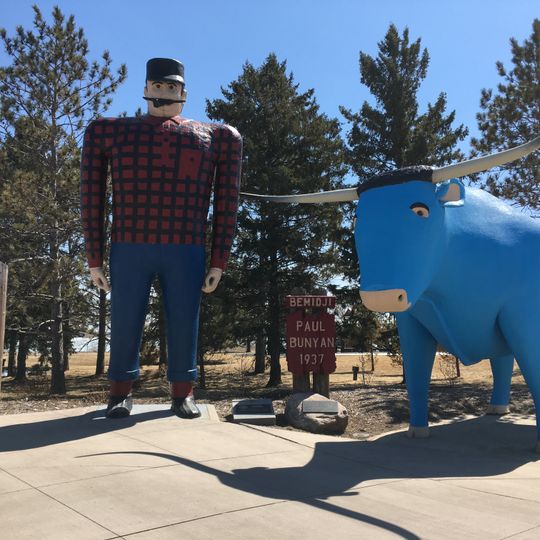 Paul Bunyan and Babe the Blue Ox