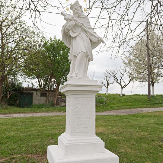 Statue of John of Nepomuk on Kirchenplatz in Waidendorf