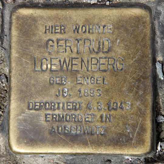 Stolperstein en memoria de Gertrud Loewenberg