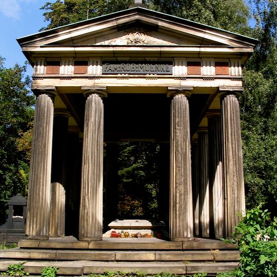 Moenkes' mausoleum