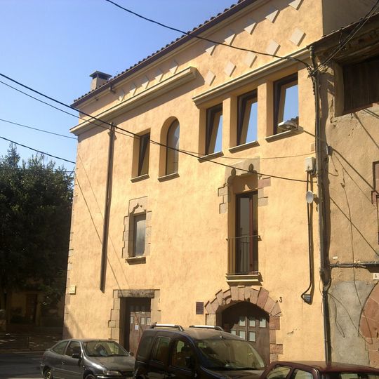 House in carrer Raval del Remei, 1