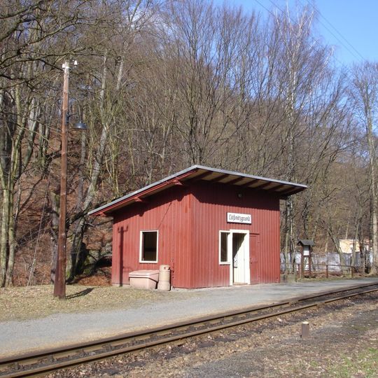 '''Wartehalle''' Lößnitzgrundstraße -