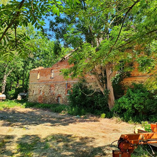 Schloßstraße 13, Rittergut Großzschepa - Wirtschaftsgebäude und ehemaliges Turmhaus