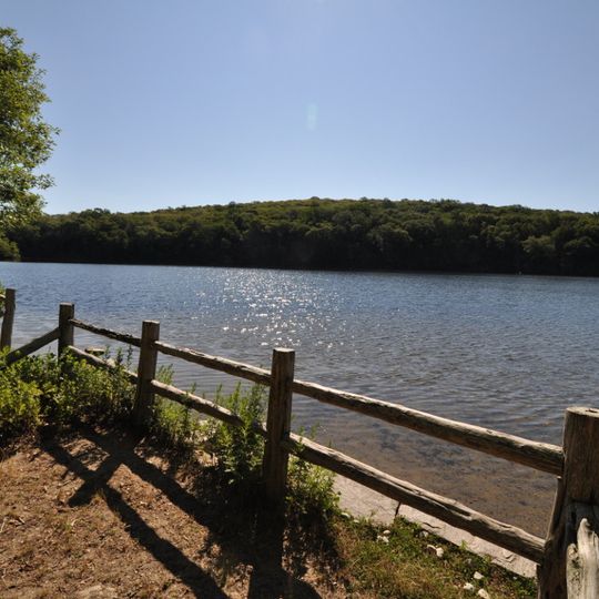 Becket Hill State Park Reserve