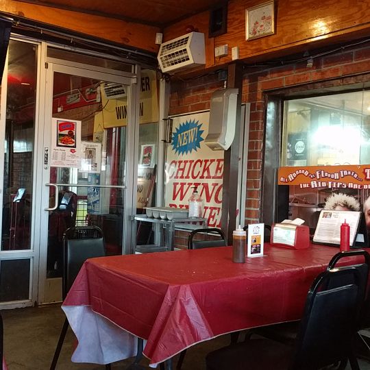 Tom's Barbecue