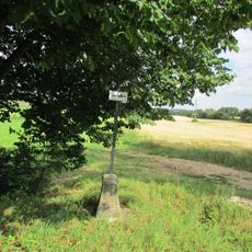 Kříž ve východní části Babic u rybníka