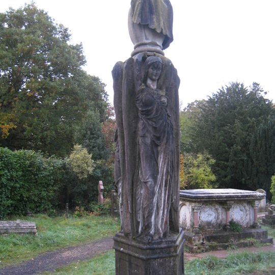 Pearce Memorial At Southampton Old Cemetery