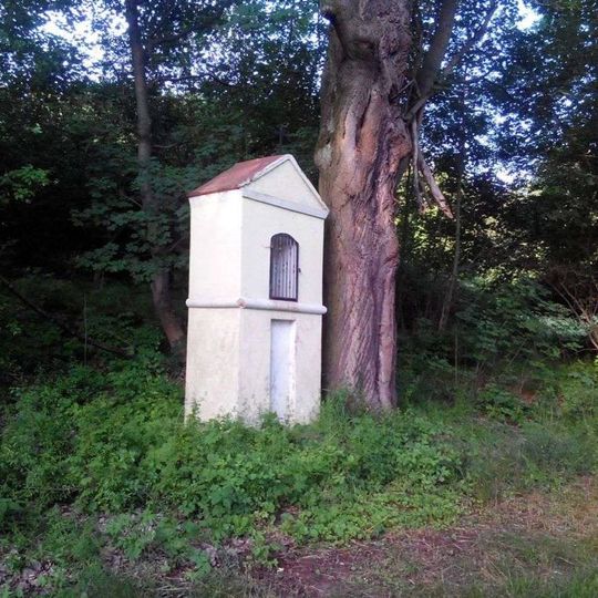 Kříž severně od Hluboše