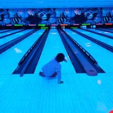 Bowling - Resto Bowls & Balls