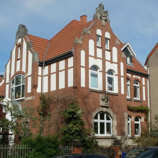 Von-der-Heydt-Straße 43