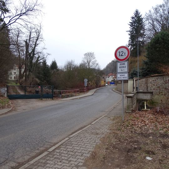 Bridge of Květoslava Mašity street over the Všenorský potok nearby the house no. 292