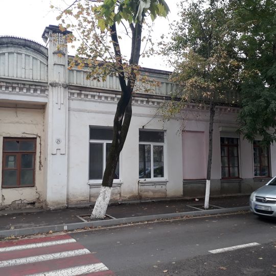 House, Renașterii Naționale, 25, Orhei