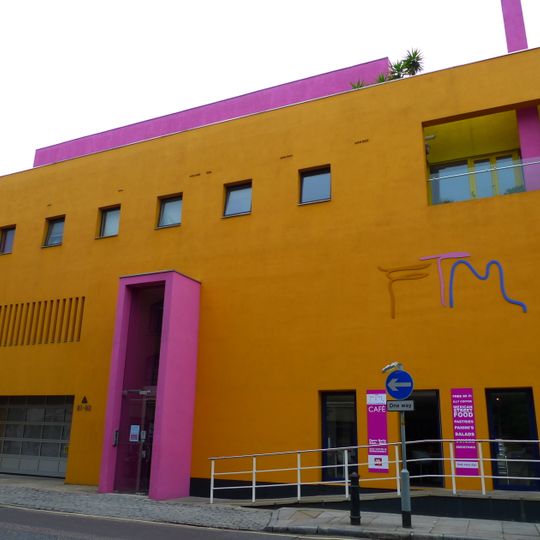 Fashion and Textile Museum
