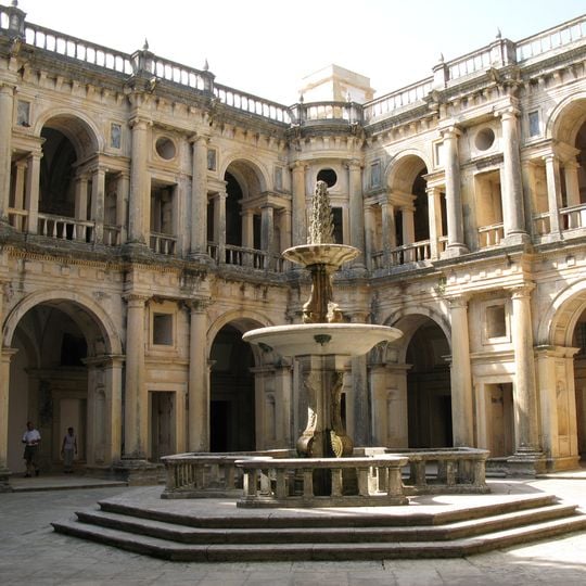Claustro de D. João III, Convento de Cristo