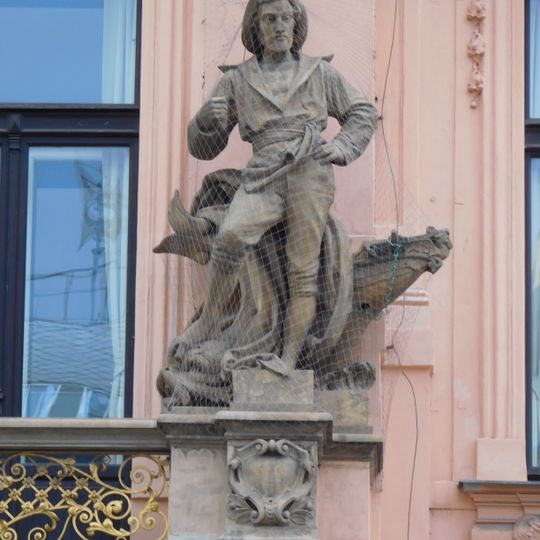 Sculptures on Assicurazioni Generali Palace, Prague