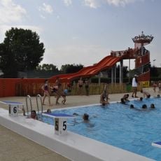 Piscine de Saint-Yorre