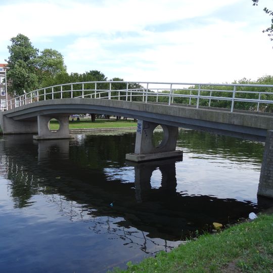 Zwaanshalsbrug