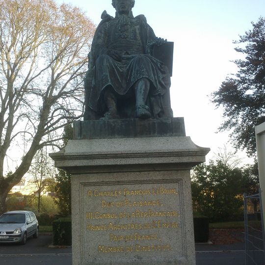 Statue de Charles-François Lebrun, Coutances